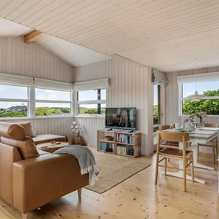 Athina - 200m From The Sea By Interhome